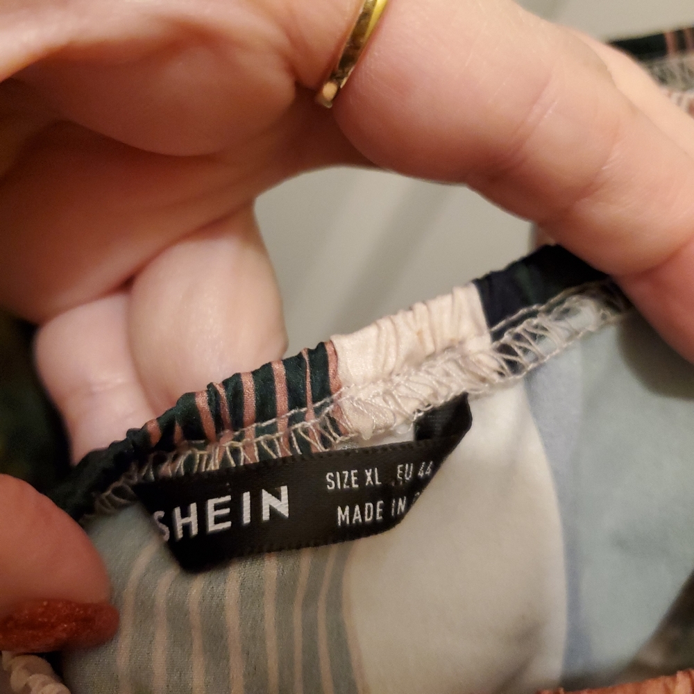 4 for $10, Shein Romper - Picture 3 of 6